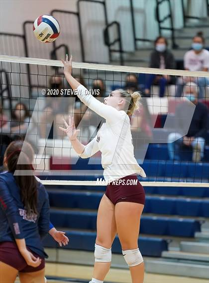 Thumbnail 3 in Mountain View @ Perry (AIA 6A Semifinal) photogallery.