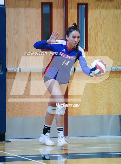 Thumbnail 1 in Mountain View @ Perry (AIA 6A Semifinal) photogallery.