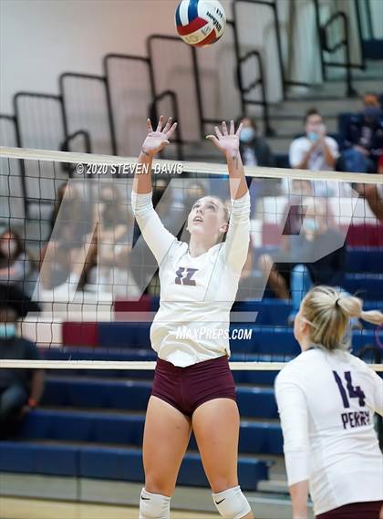 Thumbnail 2 in Mountain View @ Perry (AIA 6A Semifinal) photogallery.