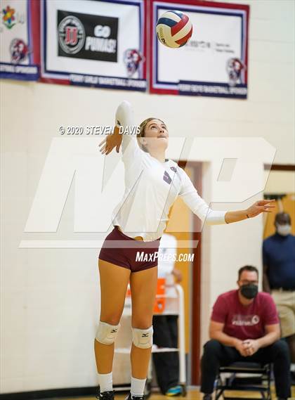 Thumbnail 3 in Mountain View @ Perry (AIA 6A Semifinal) photogallery.