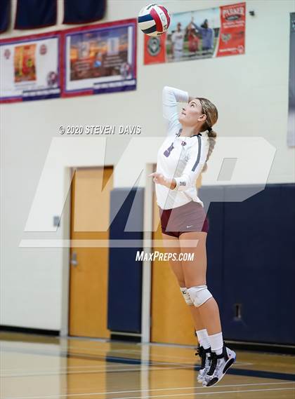 Thumbnail 2 in Mountain View @ Perry (AIA 6A Semifinal) photogallery.