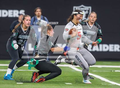 Thumbnail 1 in Desert Oasis vs. Palo Verde (NIAA 5A Final) photogallery.