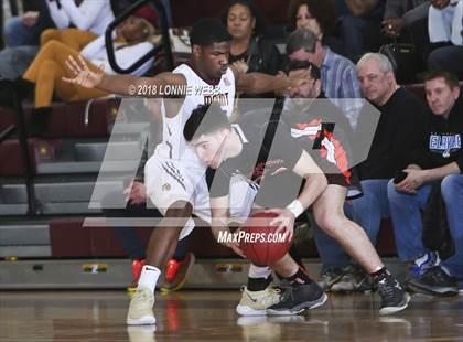 Thumbnail 1 in White Plains vs Mt. Vernon (Section 1 Class AA First Round) photogallery.