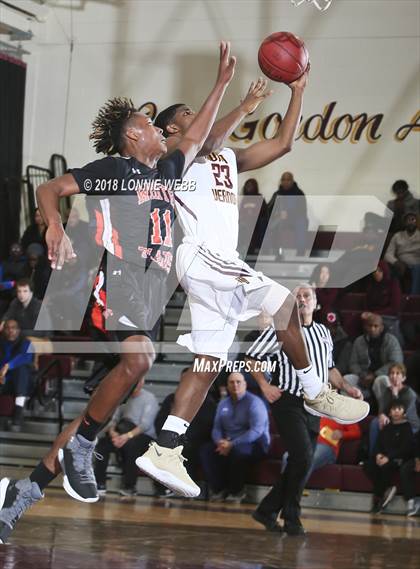 Thumbnail 1 in White Plains vs Mt. Vernon (Section 1 Class AA First Round) photogallery.