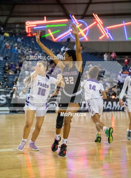 Thumbnail 3 in Eastlake vs. Pasco (WIAA 4A 3rd/5th Place)  photogallery.