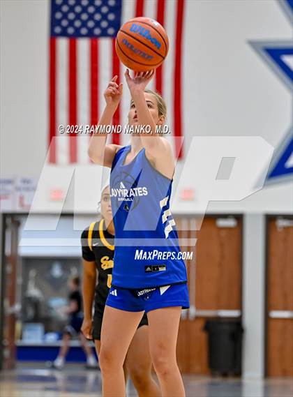 Thumbnail 2 in Fort Wayne Snider vs Charlestown (IBCA / IHSAA Showcase) photogallery.