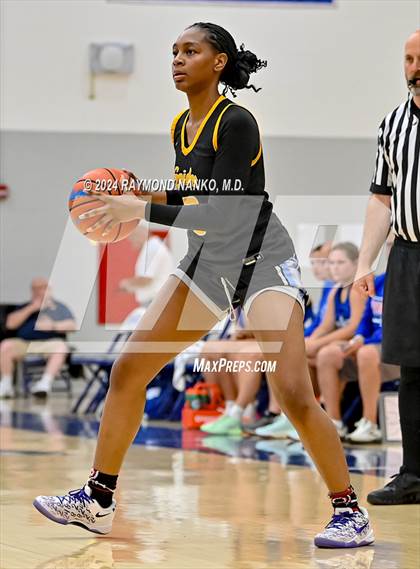 Thumbnail 2 in Fort Wayne Snider vs Charlestown (IBCA / IHSAA Showcase) photogallery.