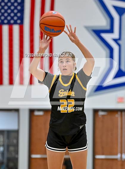 Thumbnail 1 in Fort Wayne Snider vs Charlestown (IBCA / IHSAA Showcase) photogallery.