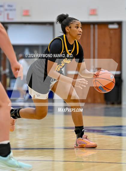 Thumbnail 2 in Fort Wayne Snider vs Charlestown (IBCA / IHSAA Showcase) photogallery.
