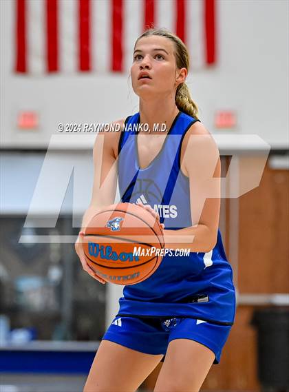 Thumbnail 2 in Fort Wayne Snider vs Charlestown (IBCA / IHSAA Showcase) photogallery.
