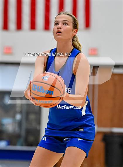 Thumbnail 3 in Fort Wayne Snider vs Charlestown (IBCA / IHSAA Showcase) photogallery.