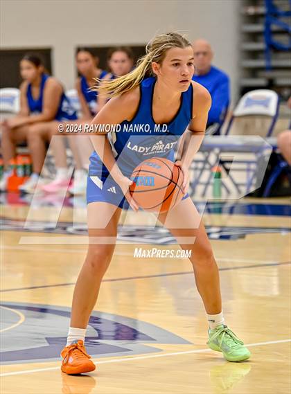 Thumbnail 1 in Fort Wayne Snider vs Charlestown (IBCA / IHSAA Showcase) photogallery.