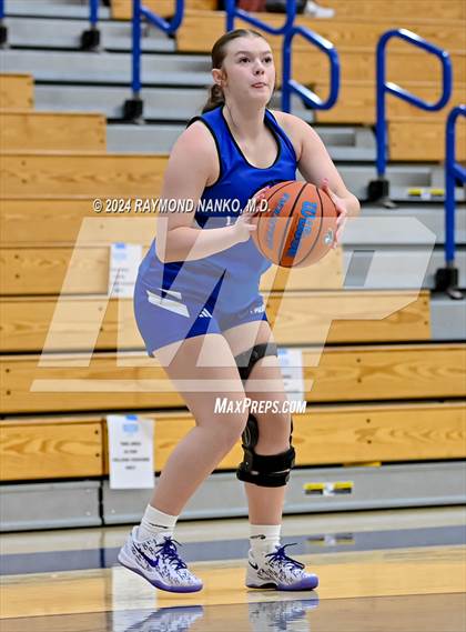 Thumbnail 1 in Fort Wayne Snider vs Charlestown (IBCA / IHSAA Showcase) photogallery.