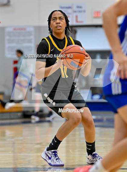 Thumbnail 1 in Fort Wayne Snider vs Charlestown (IBCA / IHSAA Showcase) photogallery.