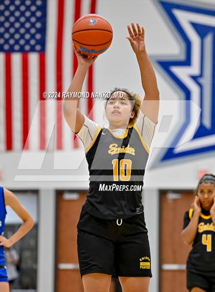 Thumbnail 2 in Fort Wayne Snider vs Charlestown (IBCA / IHSAA Showcase) photogallery.