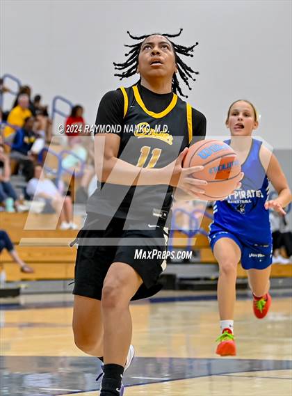 Thumbnail 1 in Fort Wayne Snider vs Charlestown (IBCA / IHSAA Showcase) photogallery.