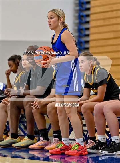 Thumbnail 1 in Fort Wayne Snider vs Charlestown (IBCA / IHSAA Showcase) photogallery.