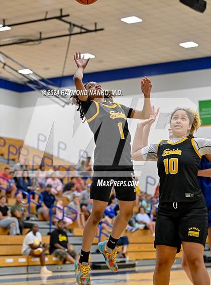 Thumbnail 2 in Fort Wayne Snider vs Charlestown (IBCA / IHSAA Showcase) photogallery.