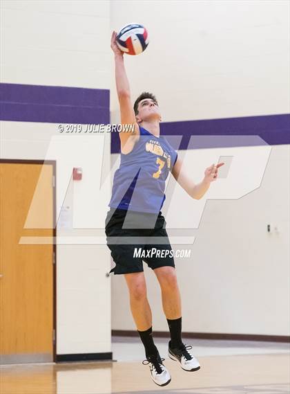 Thumbnail 1 in North Central @ Guerin Catholic photogallery.