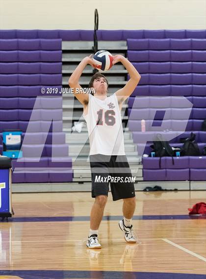 Thumbnail 3 in North Central @ Guerin Catholic photogallery.