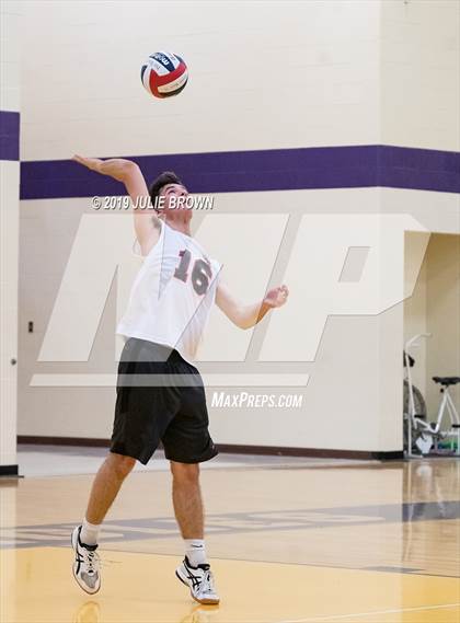 Thumbnail 3 in North Central @ Guerin Catholic photogallery.