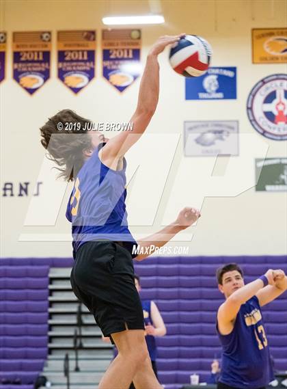 Thumbnail 2 in North Central @ Guerin Catholic photogallery.