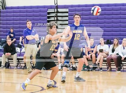 Thumbnail 2 in North Central @ Guerin Catholic photogallery.