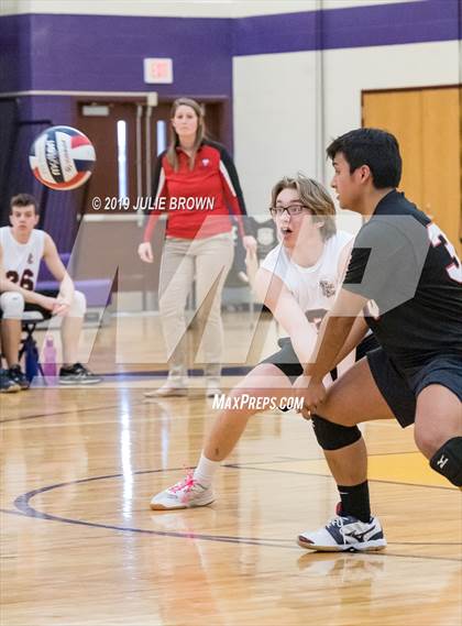 Thumbnail 1 in North Central @ Guerin Catholic photogallery.