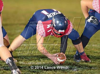 Thumbnail 3 in Dakota Ridge vs. Broomfield (CHSAA 4A 1st Round) photogallery.