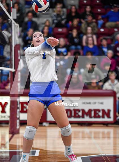 Thumbnail 1 in Mumford vs Thorndale (UIL 2A Region IV Bi-District Playoff) photogallery.