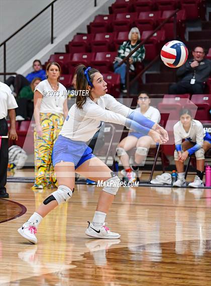Thumbnail 1 in Mumford vs Thorndale (UIL 2A Region IV Bi-District Playoff) photogallery.