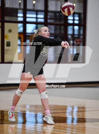 Thumbnail 2 in Mumford vs Thorndale (UIL 2A Region IV Bi-District Playoff) photogallery.