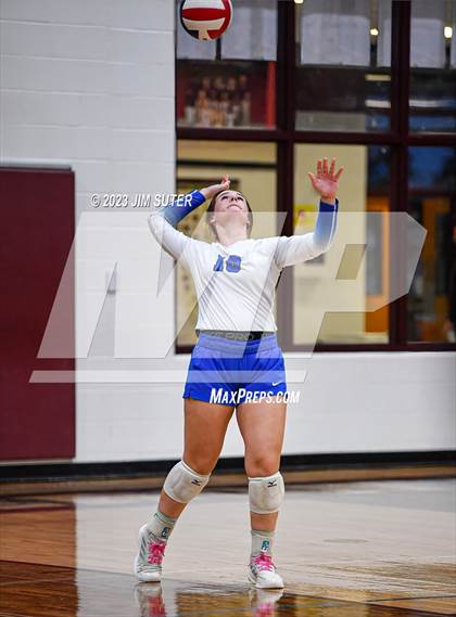 Thumbnail 3 in Mumford vs Thorndale (UIL 2A Region IV Bi-District Playoff) photogallery.