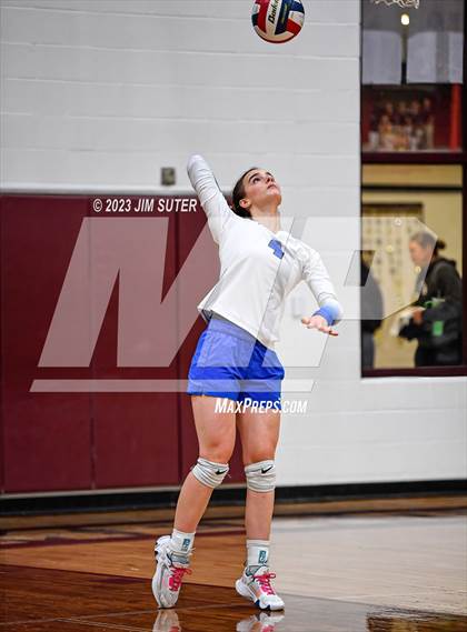 Thumbnail 2 in Mumford vs Thorndale (UIL 2A Region IV Bi-District Playoff) photogallery.