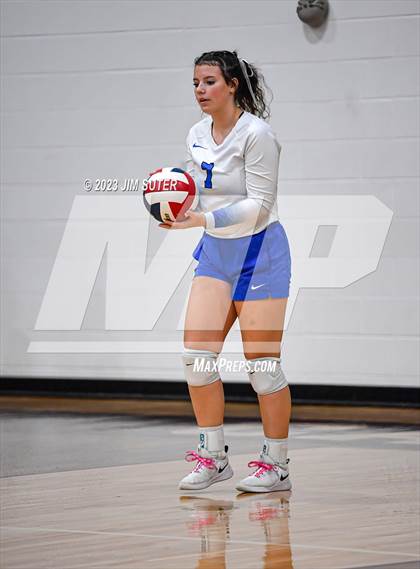 Thumbnail 2 in Mumford vs Thorndale (UIL 2A Region IV Bi-District Playoff) photogallery.