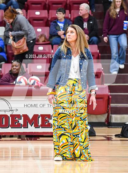 Thumbnail 2 in Mumford vs Thorndale (UIL 2A Region IV Bi-District Playoff) photogallery.
