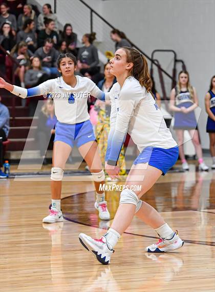 Thumbnail 2 in Mumford vs Thorndale (UIL 2A Region IV Bi-District Playoff) photogallery.