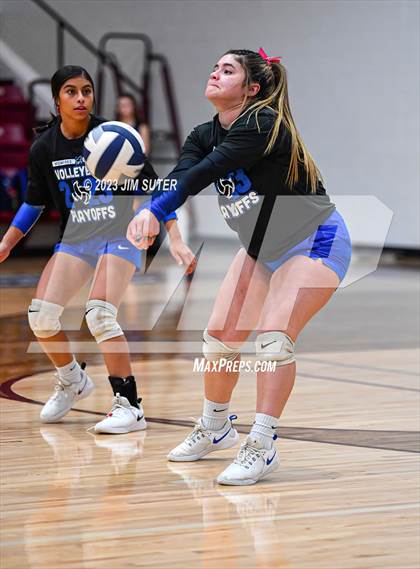 Thumbnail 1 in Mumford vs Thorndale (UIL 2A Region IV Bi-District Playoff) photogallery.