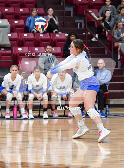 Thumbnail 3 in Mumford vs Thorndale (UIL 2A Region IV Bi-District Playoff) photogallery.