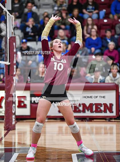 Thumbnail 3 in Mumford vs Thorndale (UIL 2A Region IV Bi-District Playoff) photogallery.