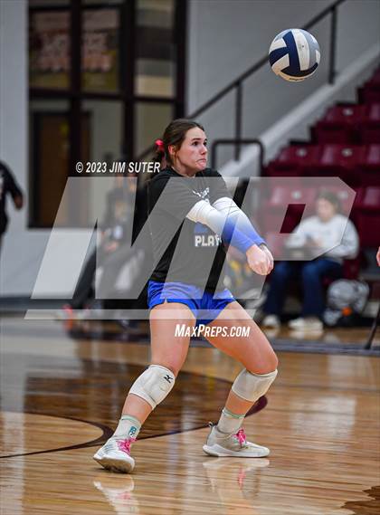 Thumbnail 2 in Mumford vs Thorndale (UIL 2A Region IV Bi-District Playoff) photogallery.