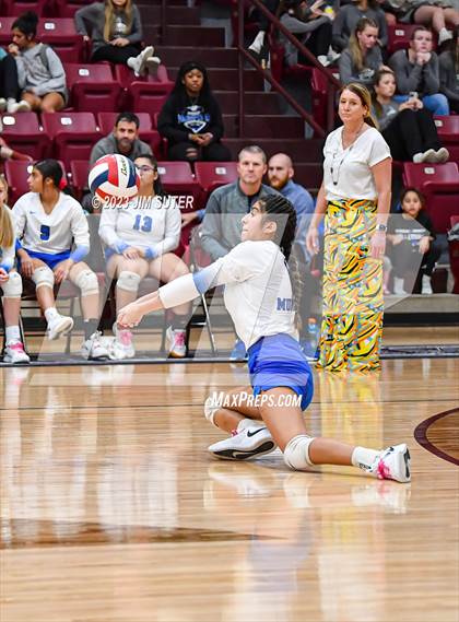 Thumbnail 2 in Mumford vs Thorndale (UIL 2A Region IV Bi-District Playoff) photogallery.