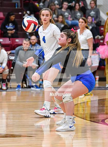 Thumbnail 2 in Mumford vs Thorndale (UIL 2A Region IV Bi-District Playoff) photogallery.
