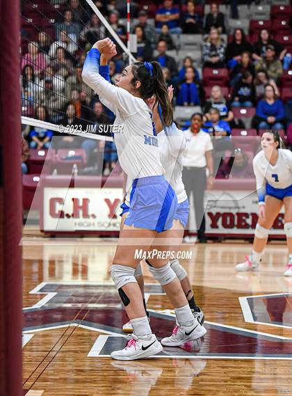 Thumbnail 1 in Mumford vs Thorndale (UIL 2A Region IV Bi-District Playoff) photogallery.