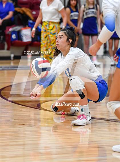 Thumbnail 3 in Mumford vs Thorndale (UIL 2A Region IV Bi-District Playoff) photogallery.