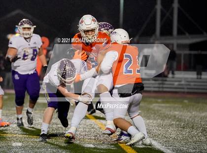 Thumbnail 1 in Graham-Kapowsin vs. Lake Stevens (WIAA 4A Final) photogallery.