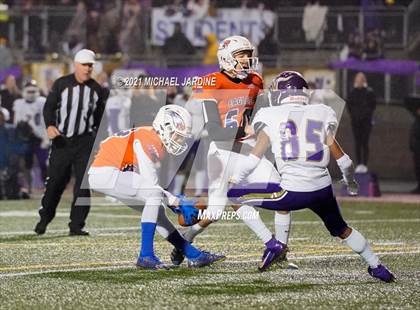 Thumbnail 3 in Graham-Kapowsin vs. Lake Stevens (WIAA 4A Final) photogallery.