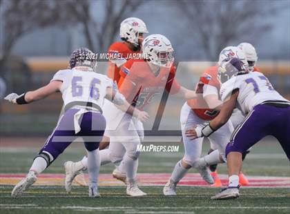 Thumbnail 1 in Graham-Kapowsin vs. Lake Stevens (WIAA 4A Final) photogallery.