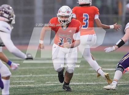 Thumbnail 2 in Graham-Kapowsin vs. Lake Stevens (WIAA 4A Final) photogallery.