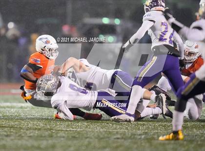 Thumbnail 2 in Graham-Kapowsin vs. Lake Stevens (WIAA 4A Final) photogallery.